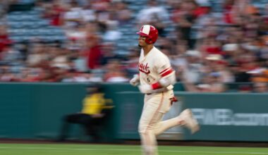 TST Images: Astros defeat Angels, 6-4, at Angels Stadium