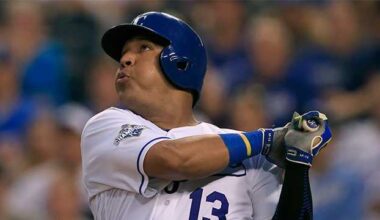 HR King: Salvador Perez sets new Royals home run record