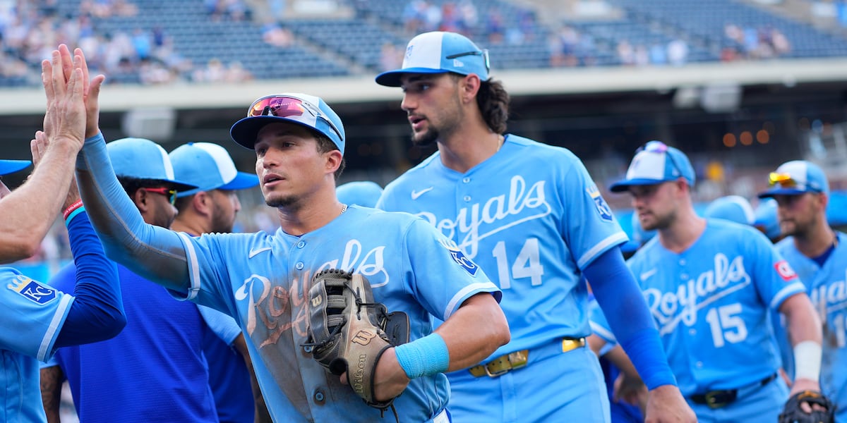 Salvador Perez and Lane Thomas hit 2-run HRs, Royals beat Padres 6-1