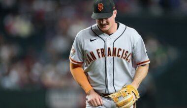 SF Giants' Matt Chapman leaves game vs. Diamondbacks with apparent injury