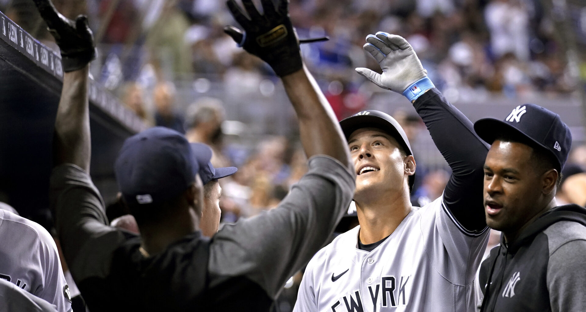 Today in Chicago History: Anthony Rizzo traded to the Yankees
