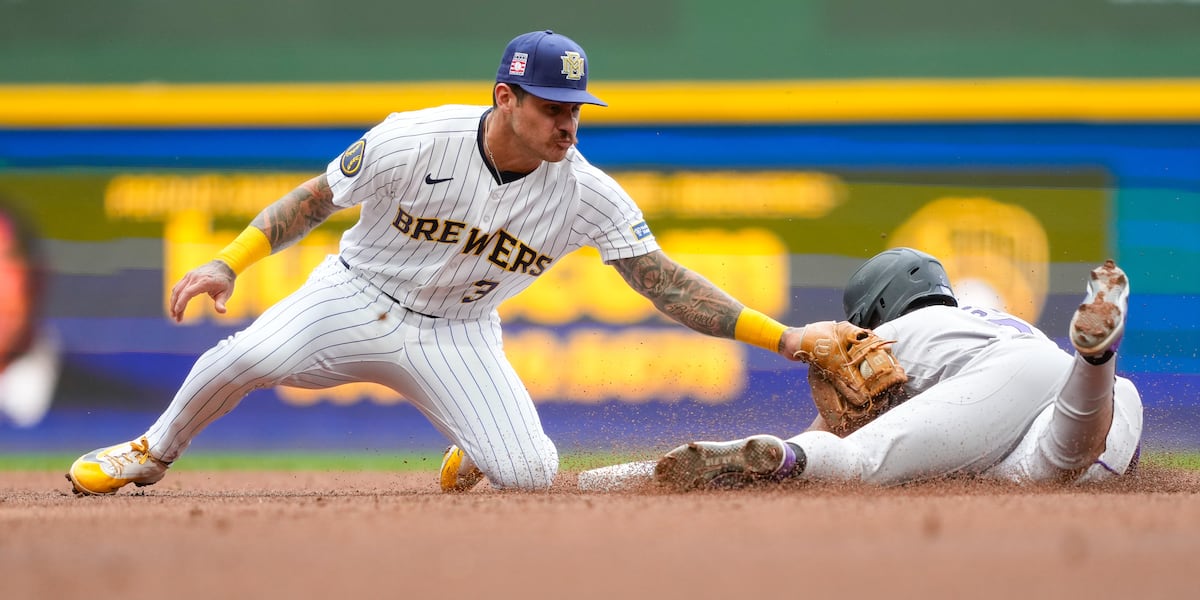 Tomoyuki Sugano earns his 10th win as Rockies defeat Brewers 5-2