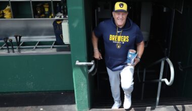 How Pat Murphy Evaluates the Brewers' At-Bats From the Dugout - Brewers