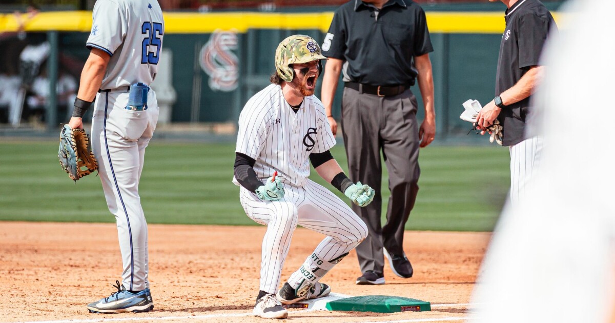 Baseball’s LeCroy Signs Free-Agent Deal with Colorado – University of South Carolina Athletics