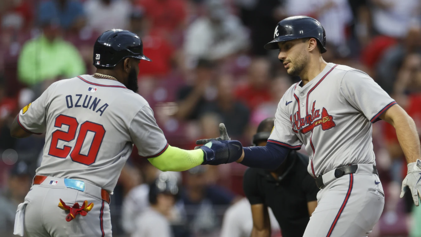 Braves blow early lead in 11-5 loss to Cardinals