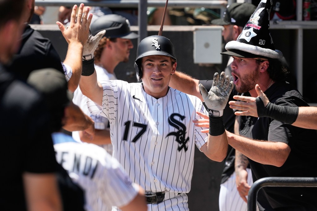 Chicago White Sox sweep the Athletics to end first half