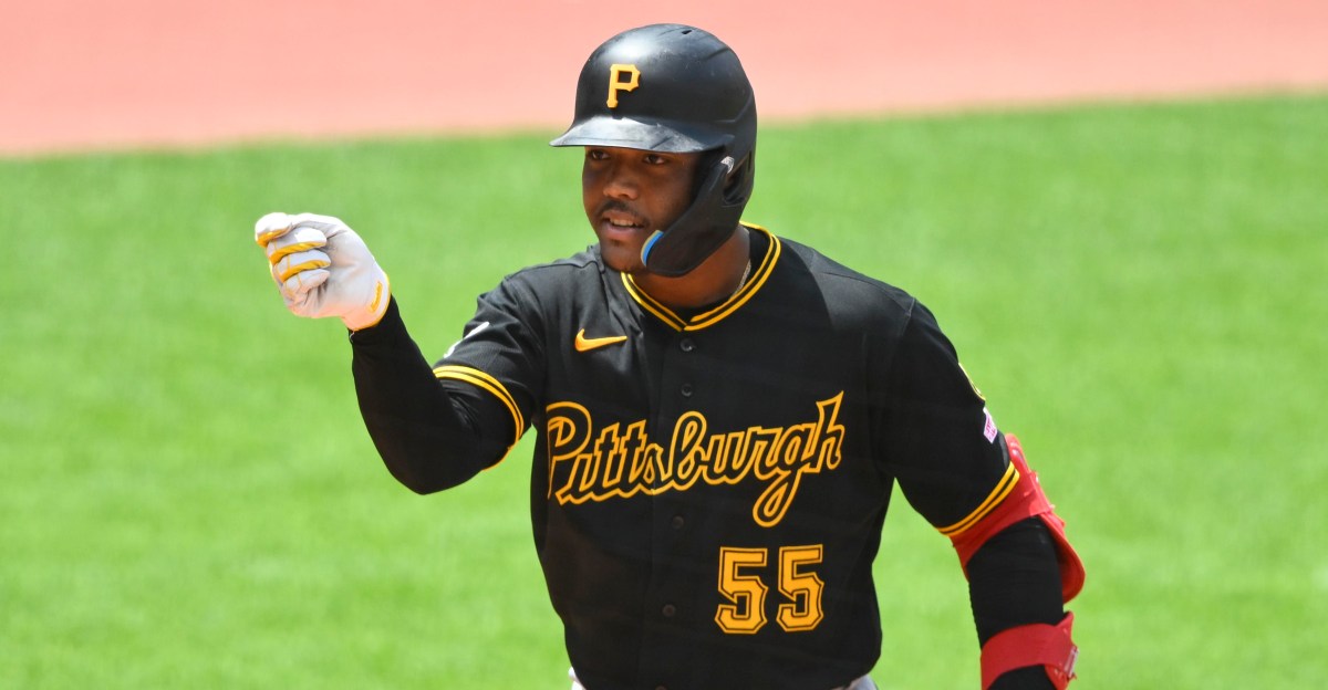 Pirates Esmerlyn Valdez joins record books with latest homer