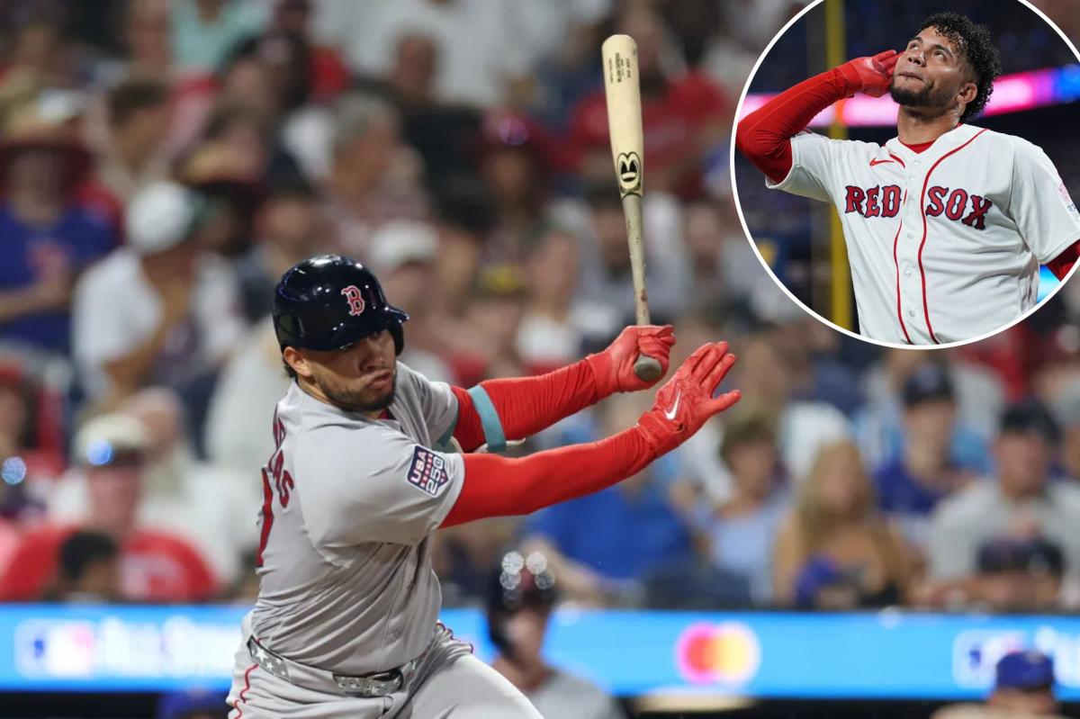 Red Sox's Willson Contreras unlikely to waive no-trade clause