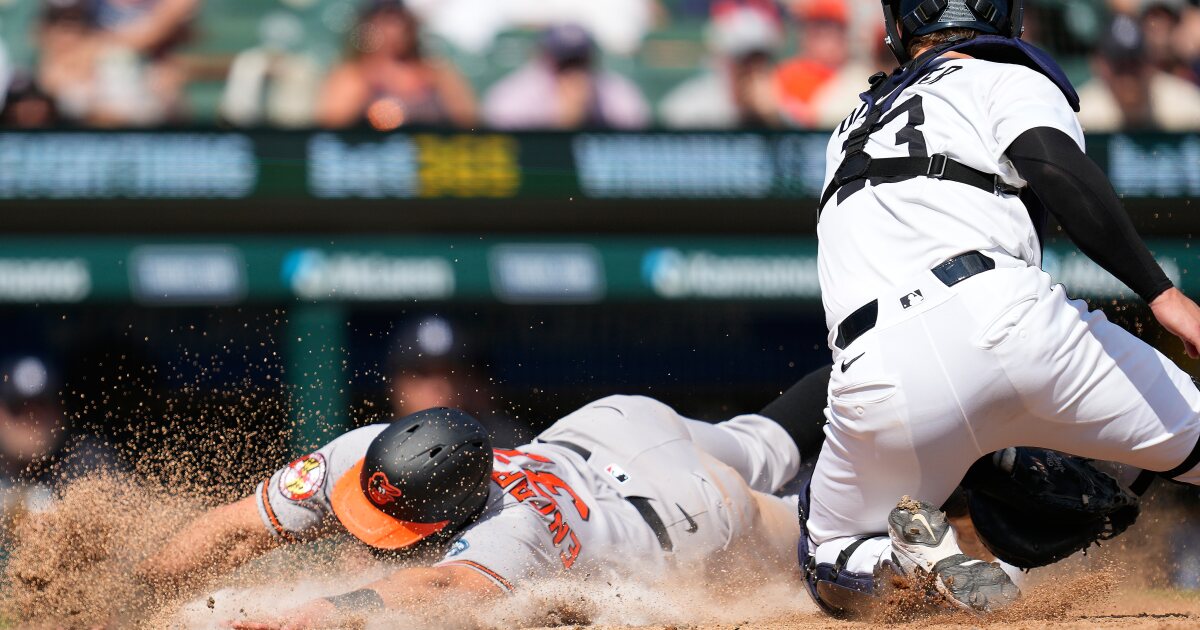 Orioles bounce back from 14-0 blowout with 10-9 comeback win over Tigers