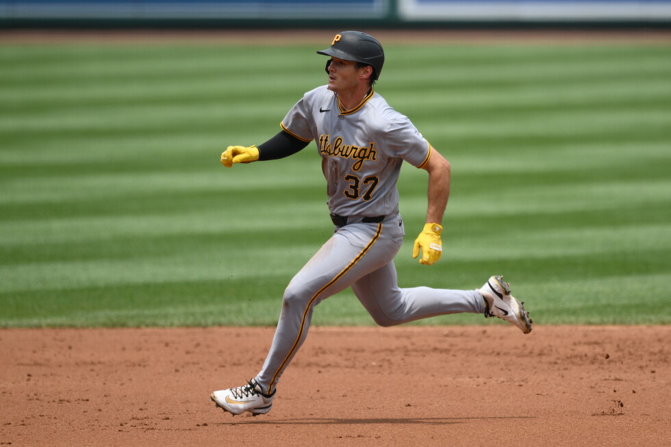 Griffin's big day leads Pirates to 11-5 win over Nationals