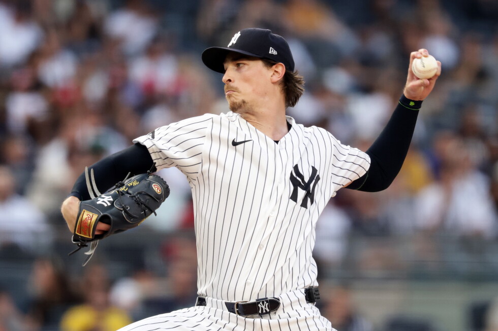 Fried works 5 sharp innings, Yankees beat Pirates 2-0 for doubleheader split