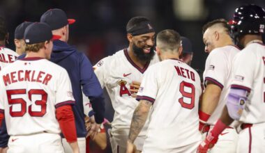Angels rally in ninth to beat Cardinals on hit-by-pitch walk-off