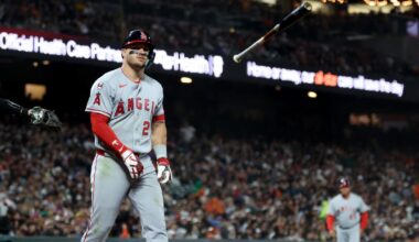 Angels' late comeback falls short in walk-off loss to Giants