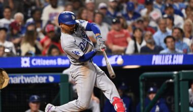 Mookie Betts' two homers not enough as Dodgers lose to Phillies