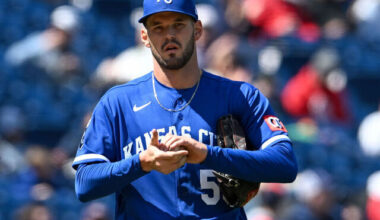 Royals' Ragans expected to miss 10-12 months after UCL