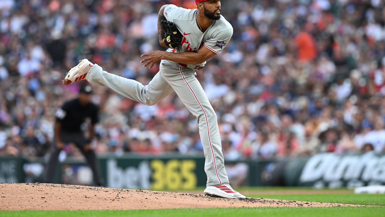 Philadelphia's Sánchez to start All-Star Game at home for NL. Toronto's Cease the pick for AL