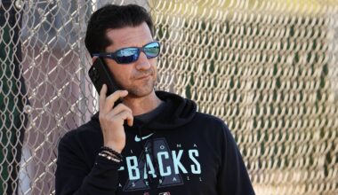The Diamondbacks Just Sent Their GM a Perfect Deadline Message