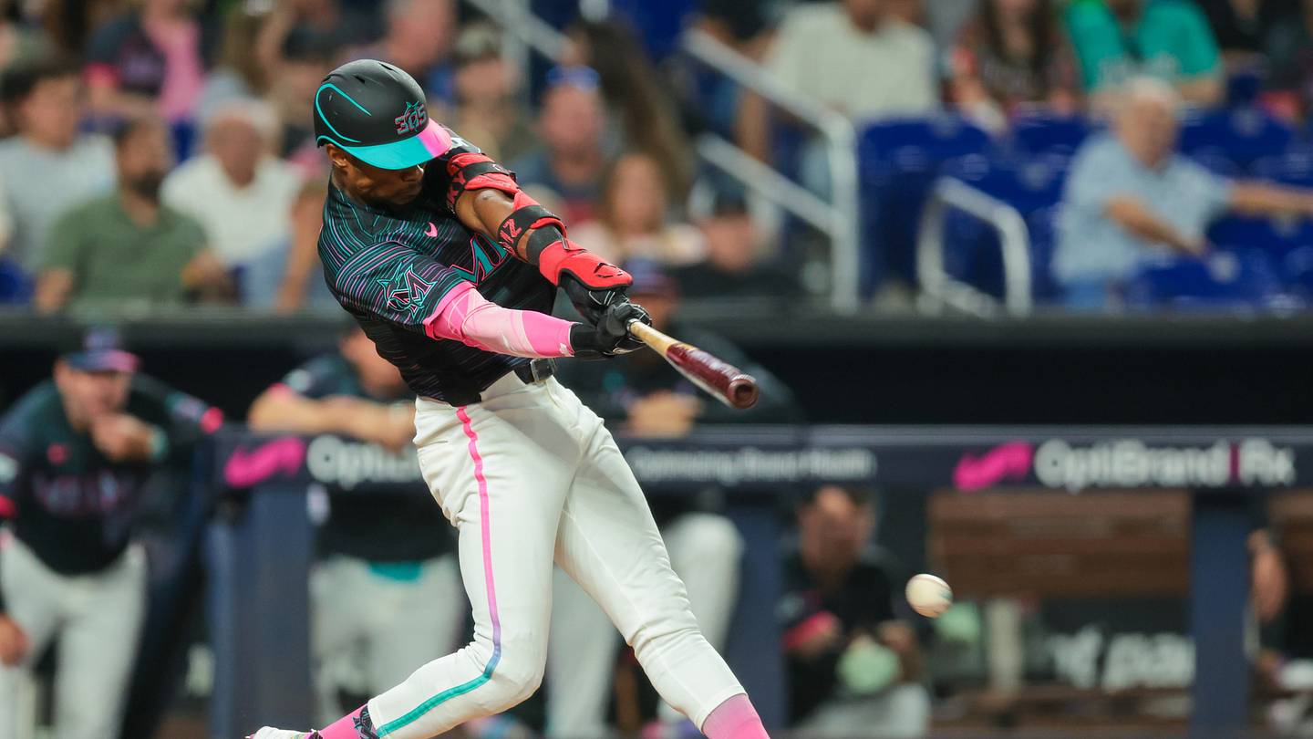 Marlins Refuse to Go Away as the NL Playoff Race Tightens