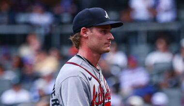 Jul 29, 2026; New York City, New York, USA;  Atlanta Braves pitcher AJ Smith-Shawver (32) walks off the field after being relieved from the game during the fifth inning against the New York Mets at Citi Field. Mandatory Credit: Vincent Carchietta-Imagn Images