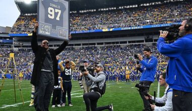 Aaron Donald works out with the Rams