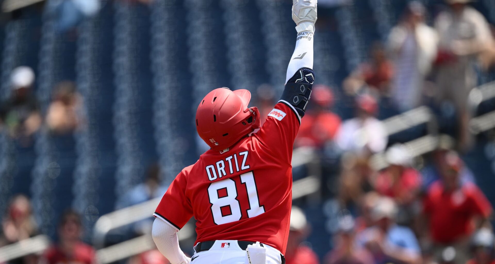 Ortiz hits 2nd career homer, Dion leads strong bullpen outing as Nationals beat Reds 7-1