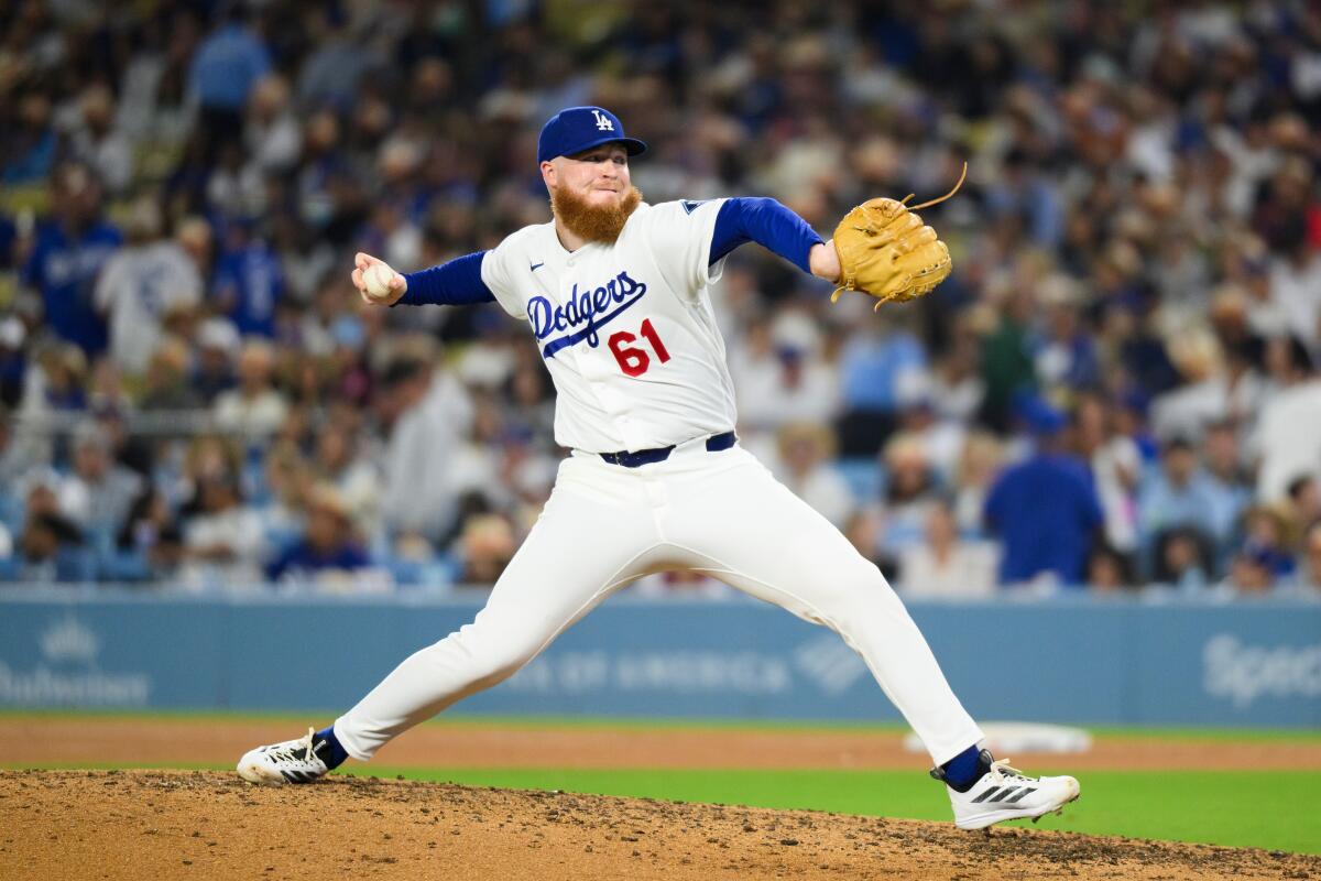 Dodgers relief pitcher Will Klein