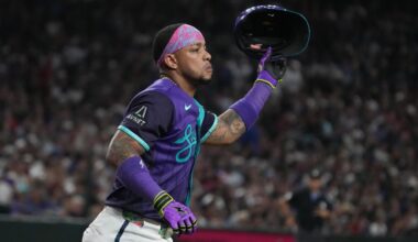 Diamondbacks' Ketel Marte leaves game vs. Braves with left knee soreness