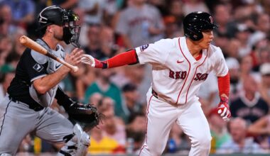 Red Sox designated hitter Masataka Yoshida leaves game vs. Pirates with left hamstring tightness