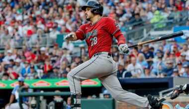Arizona third baseman Arenado leaves game against the Braves with left trunk discomfort