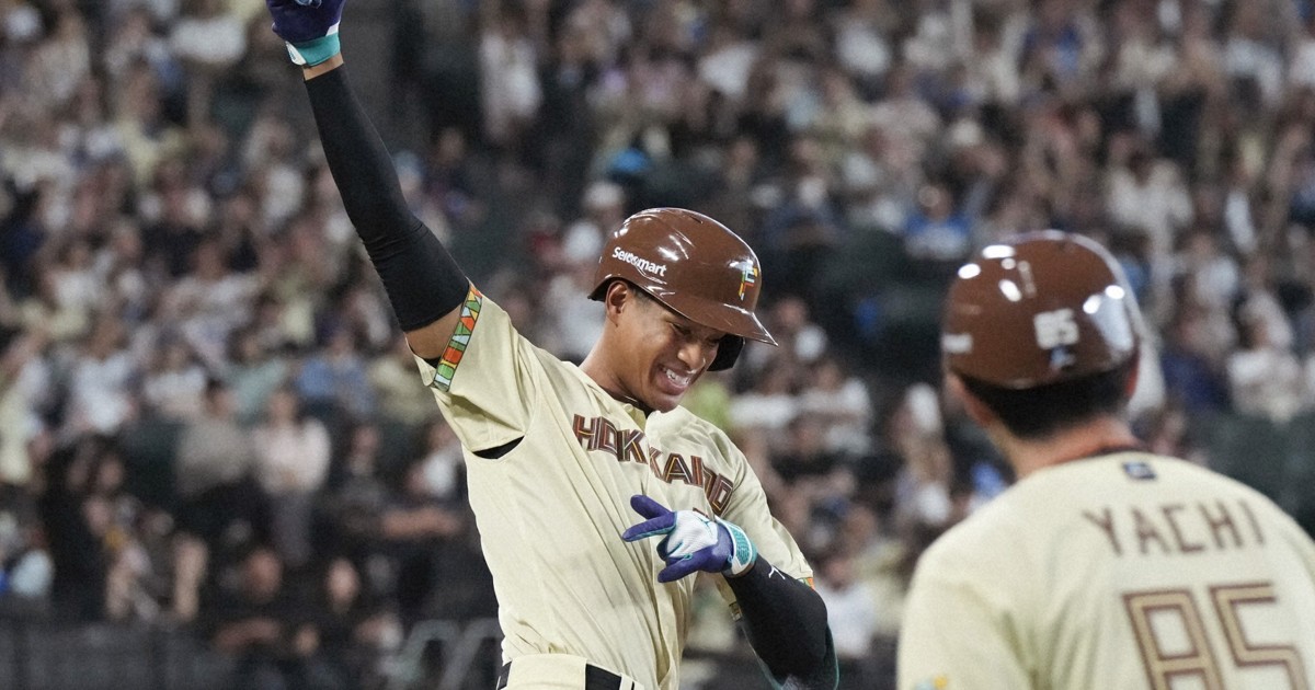 Baseball: Fighters make history with 4 straight home runs from 1st at-bat