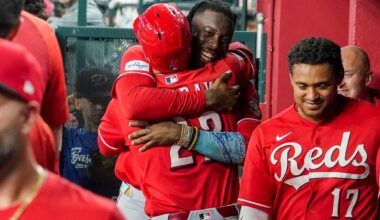 Bleday hits for cycle, De La Cruz also has 4 hits as Reds rout Diamondbacks 11-5