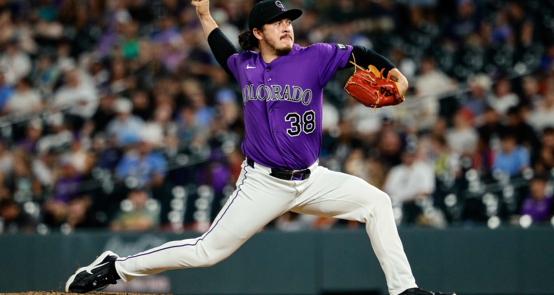 Marlins acquire Victor Vodnik in exchange for Connor Norby, Aiden May - Marlins