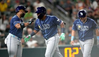 Rays score 8 runs in 8th inning to stun Athletics