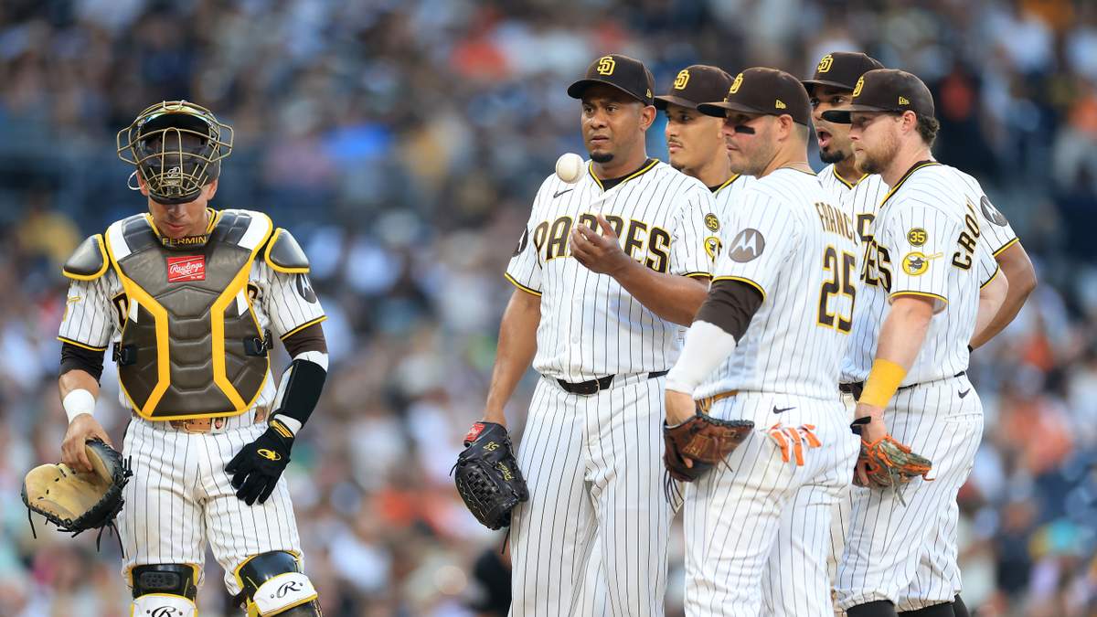 How to Watch Giants vs. Padres: Streaming & TV on Aug. 2