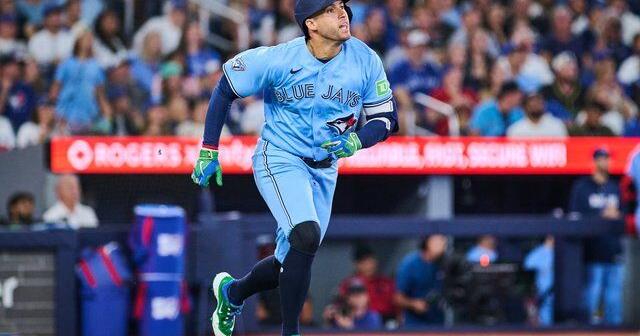 Fermin's RBI single kick-starts four-run ninth to lift Cardinals over Blue Jays 5-1 | National Sports