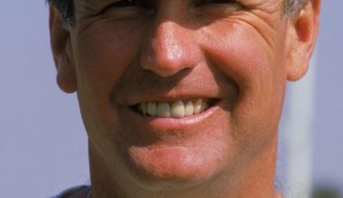 Tommy John says ‘goodbye’ on Yankees’ Old-Timers’ Day amid health battle | National Sports