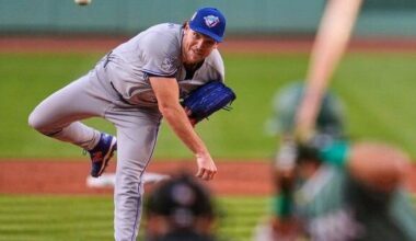 Blue Jays rookie pitcher Trey Yesavage has successful knee surgery | National Sports
