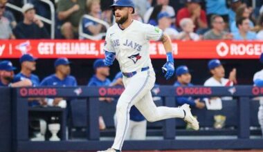 Ernie Clement's RBI lifts Blue Jays over Red Sox 5-3; Toronto stays in playoff chase | National Sports