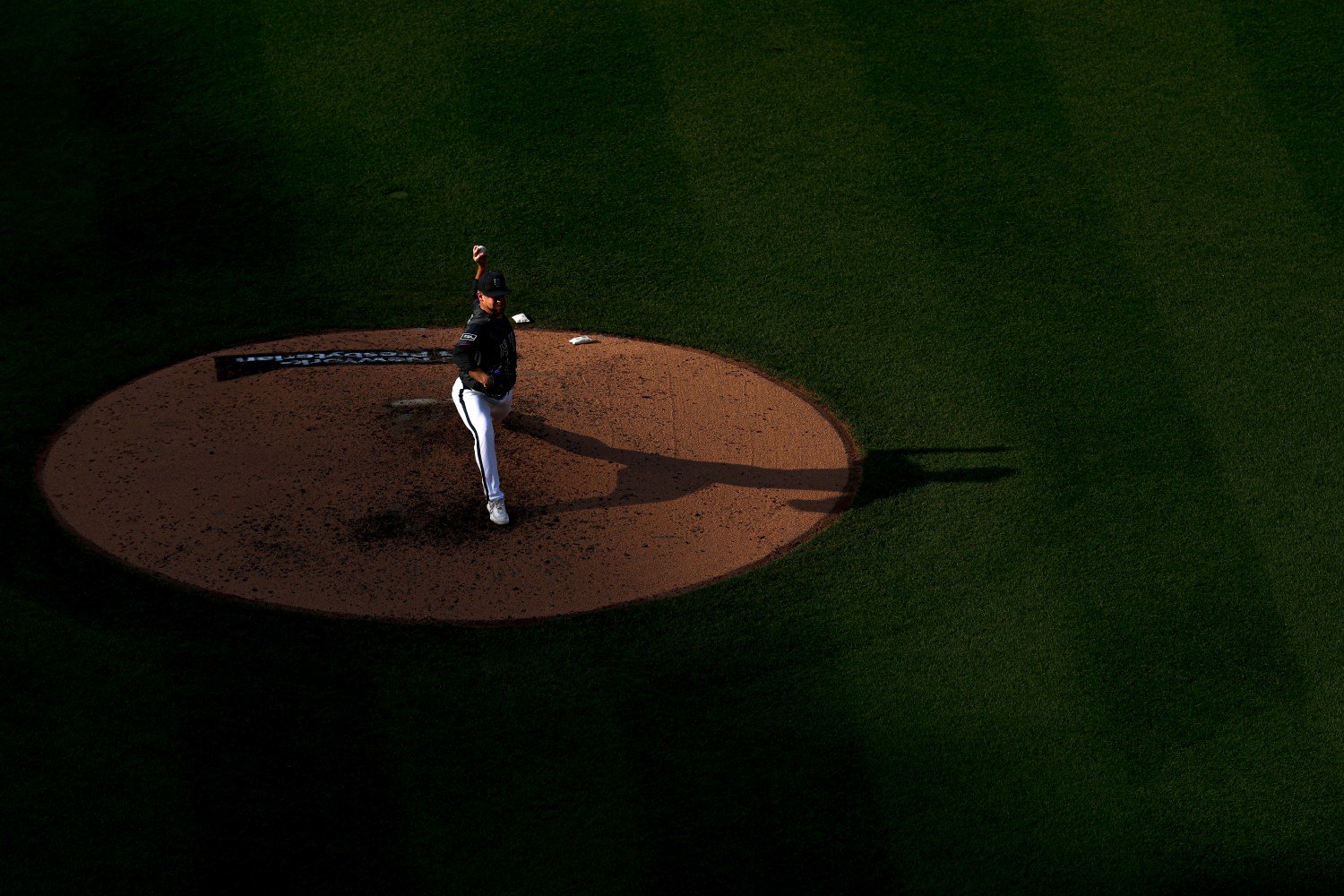 The Twins Have Never Before Spent Like This at a Trade Deadline - Twins