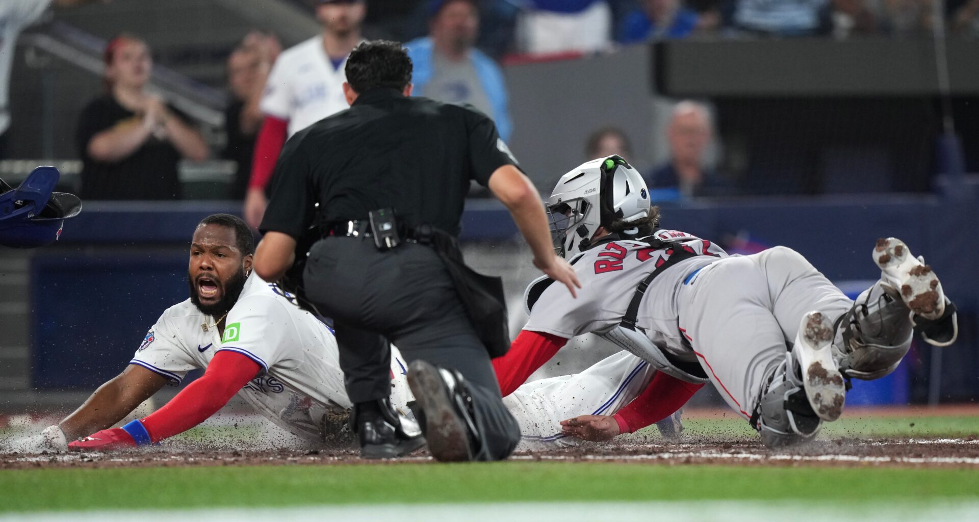 Nightmare eighth inning dooms Red Sox in fifth straight loss