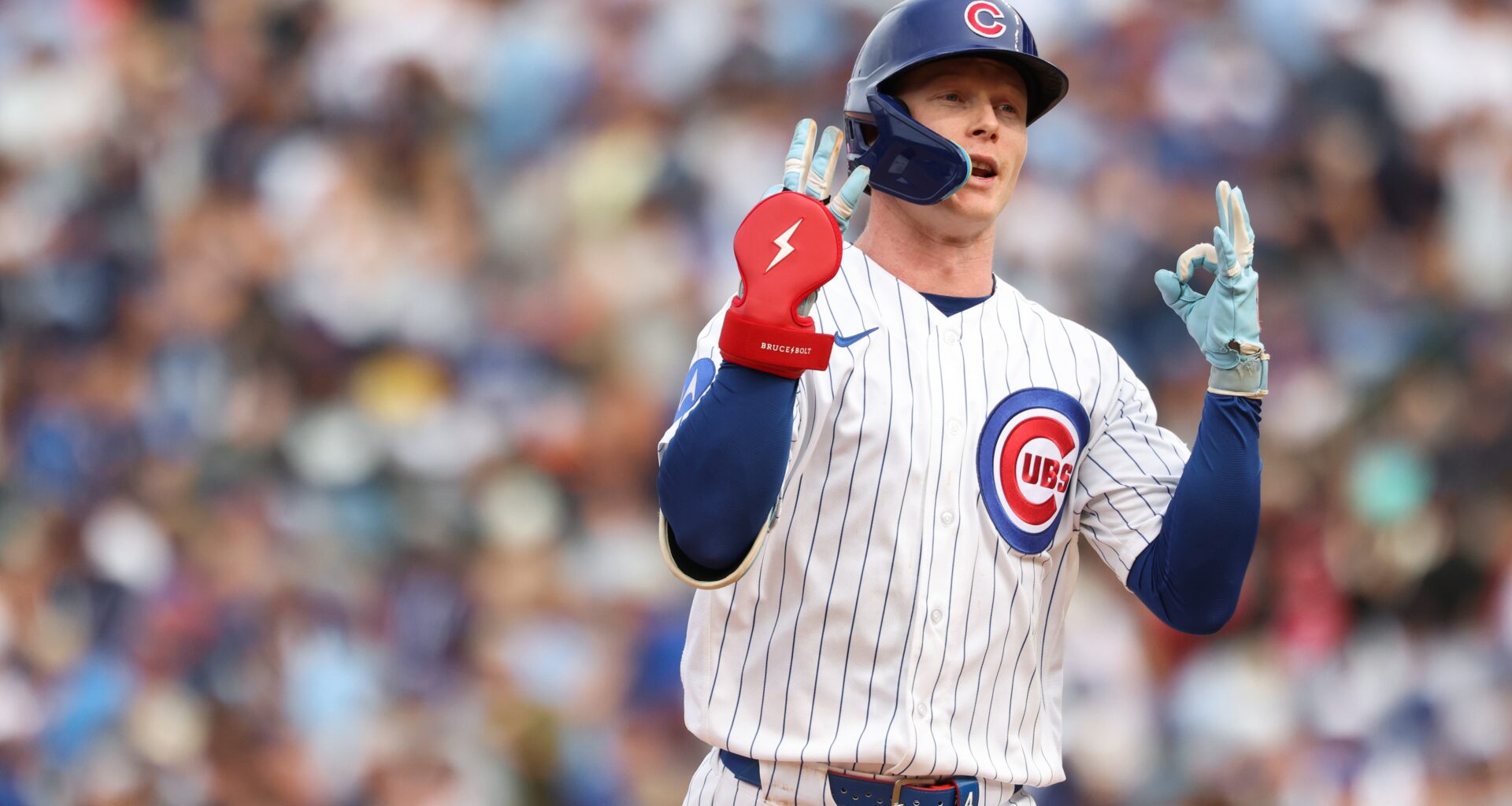Pete Crow-Armstrong hits 3 HRs in Chicago Cubs' 17-5 rout