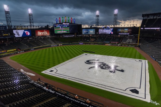 Rain threatens a baseball game between the Cleveland Guardians and Chicago White Sox at Rate Field in Chicago, Sunday, Aug. 9, 2026. (Arthur Maiorella/Chicago Tribune)