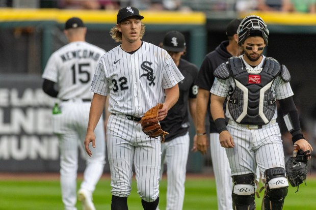 Chicago White Sox pitcher Hagen Smith (32) makes his debut during the second inning of a baseball game between the Cleveland Guardians and Chicago White Sox at Rate Field in Chicago, Sunday, Aug. 9, 2026. (Arthur Maiorella/Chicago Tribune)