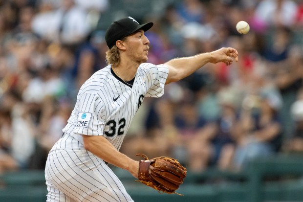 Chicago White Sox pitcher Hagen Smith (32) makes his debut during the second inning of a baseball game between the Cleveland Guardians and Chicago White Sox at Rate Field in Chicago, Sunday, Aug. 9, 2026. (Arthur Maiorella/Chicago Tribune)