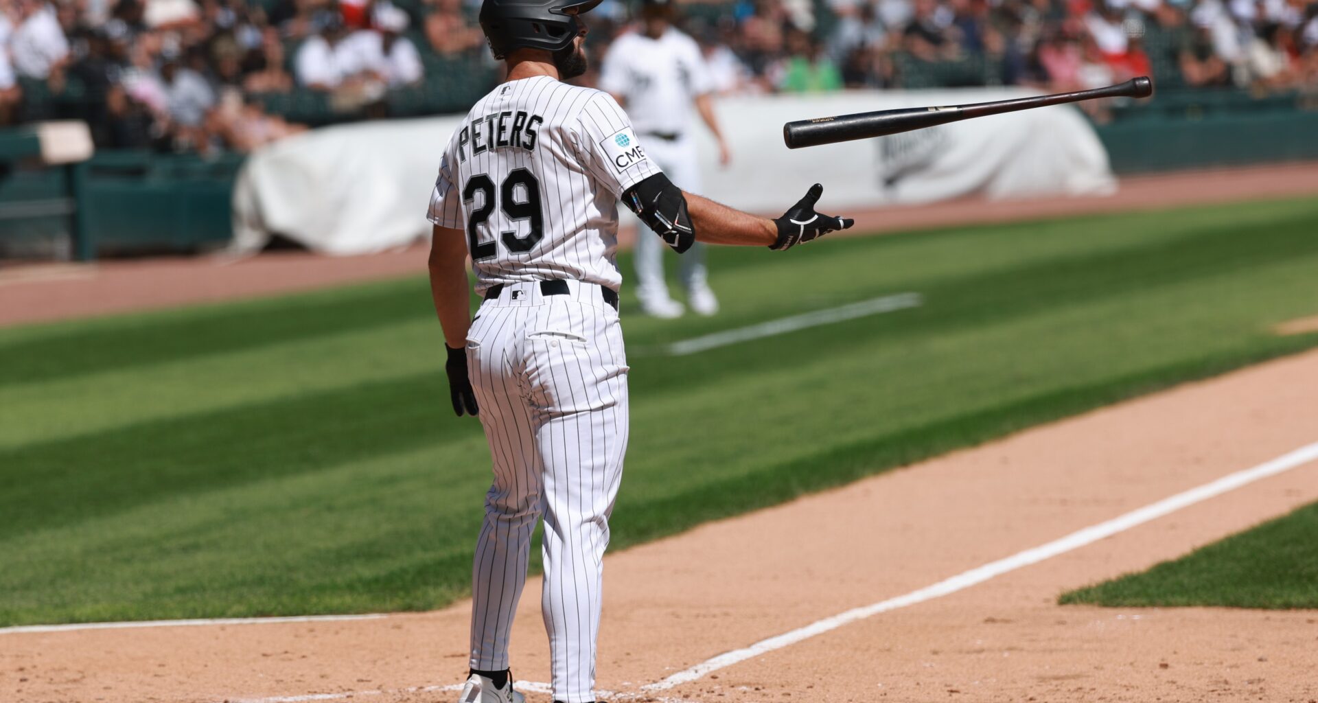 Chicago White Sox held to 1 hit in 2-0 loss to Atlanta Braves
