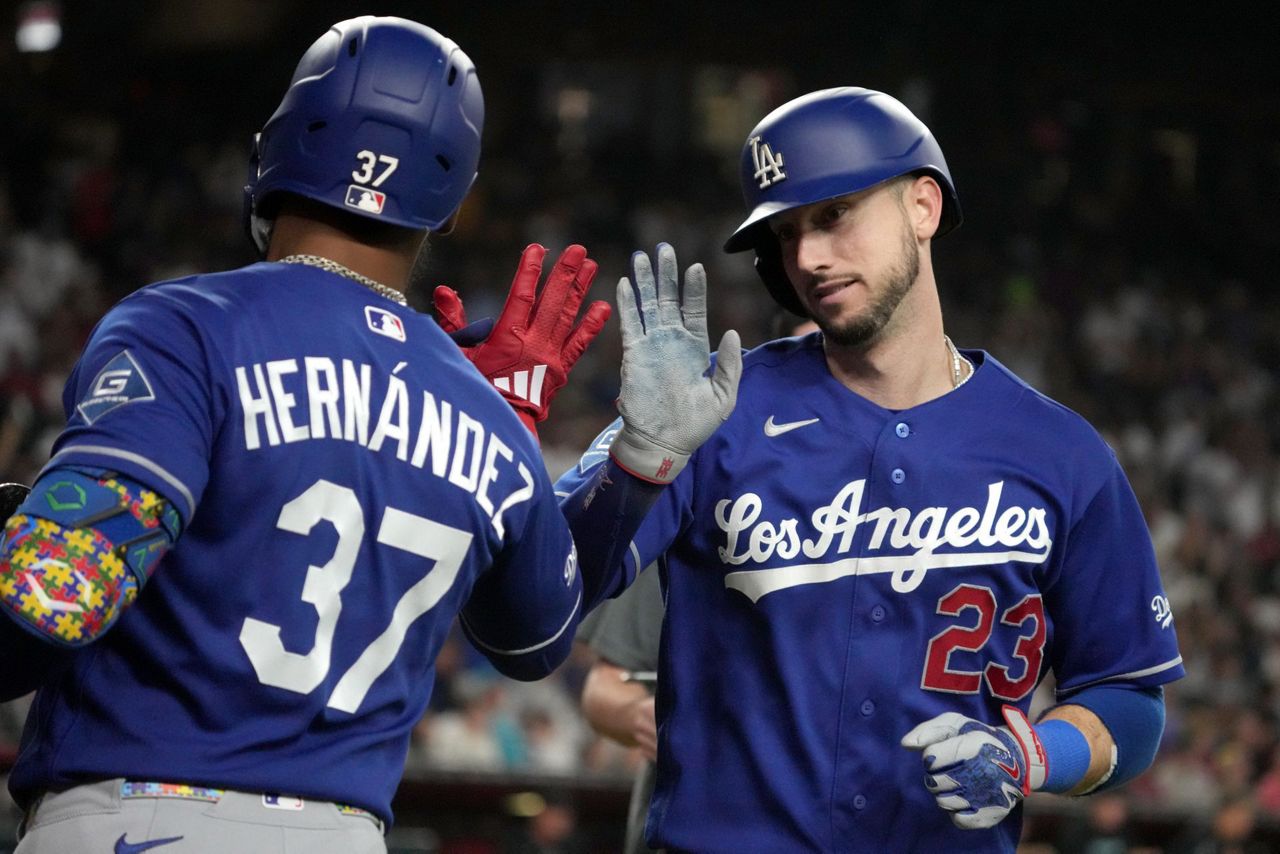 The Dodgers snapped a 7-game skid, but manager Dave Roberts wasn't in a celebratory mood