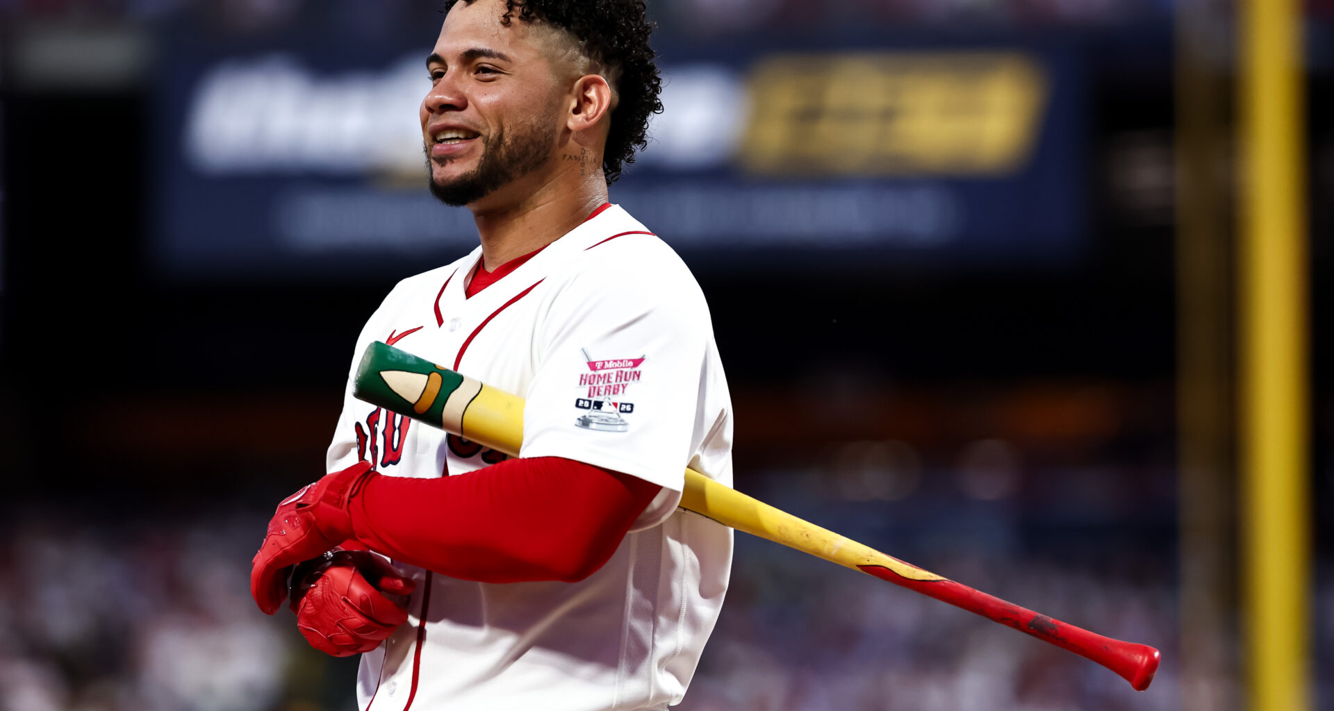 Red Sox slugger leaves game early due to illness