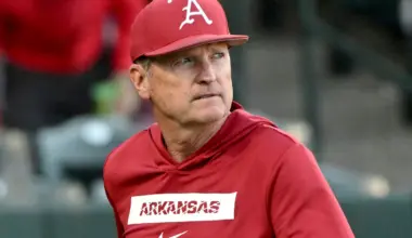 Arkansas' Dave Van Horn, active wins leader in Division I baseball, signs contract through 2031