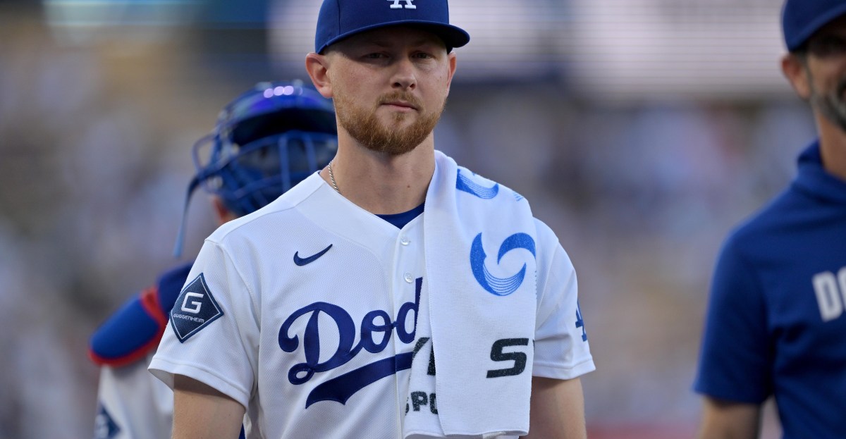 Dodgers back to a 6-man starting pitching rotation, for now