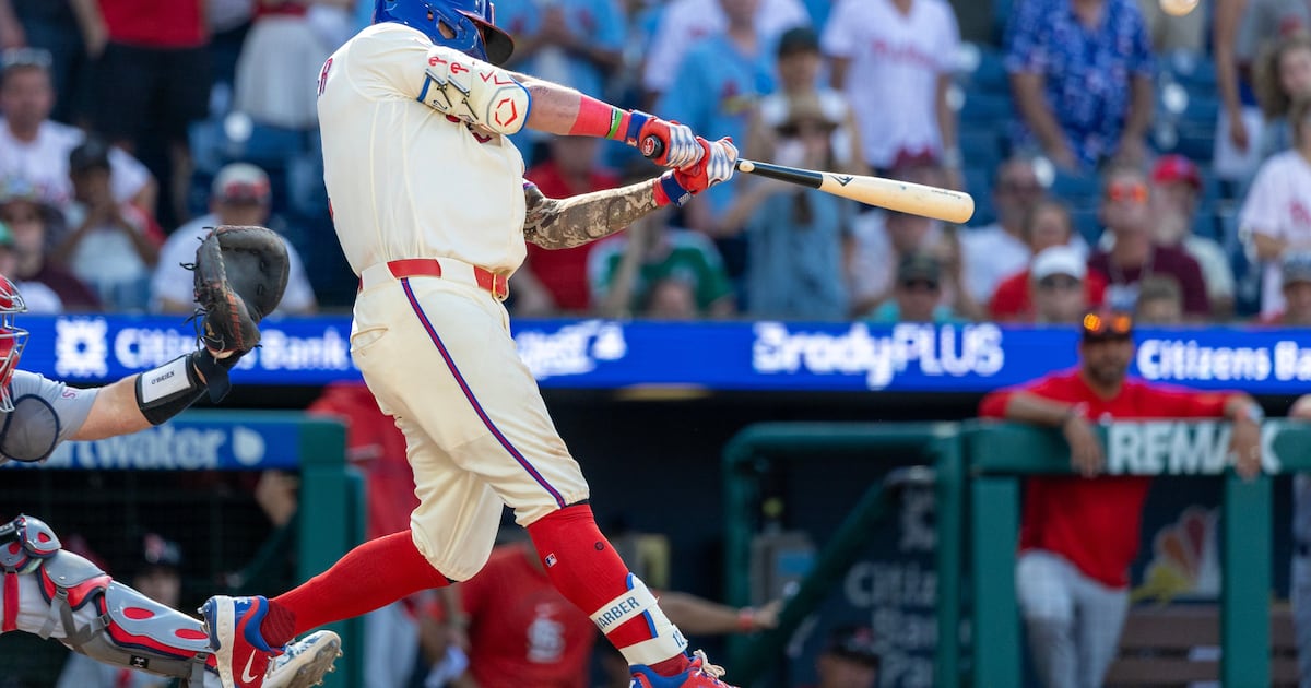 MLB home run leader Schwarber punctuates Phillies' unlikely comeback win over the Cardinals